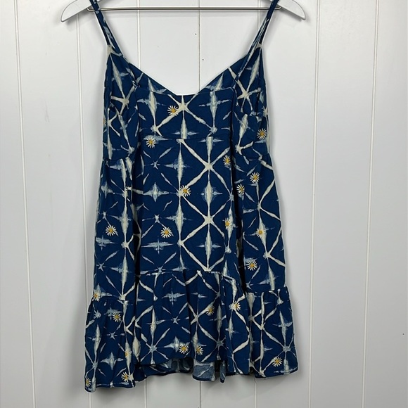 Urban Outfitters Womens Sundress Mini SP Blue White Daisy Print Babydoll Flowy - Picture 9 of 12